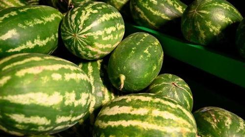 广西网红吃瓜事件