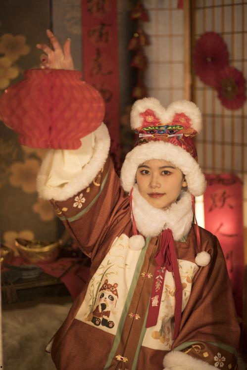 新年战袍吃瓜网