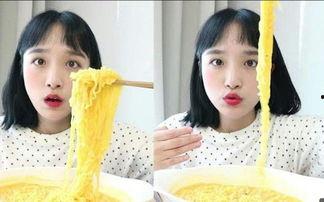 吃瓜抖音网红大汗淋漓